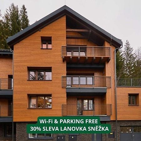 Vlci Stopa Apartments Pec pod Sněžkou Exterior foto